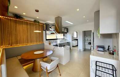 Imagem 13: SANTANA DE PARNAIBA - Casa Padrão - Alphaville