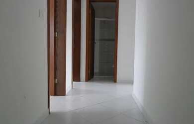 Imagem: A casa possui 3 Dormitórios, 3 Banheiros, 1 Vaga na garagem