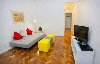 Imagem: O apartamento possui 2 Dormitórios, 2 Banheiros, 50m² de Área