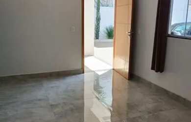 Imagem: O apartamento possui 2 Dormitórios, 2 Banheiros e 1 Vaga na