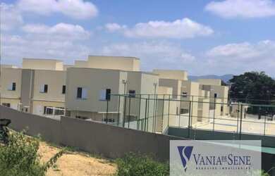 Imagem: A casa em condomínio possui 2 Dormitórios, 2 Banheiros, 1