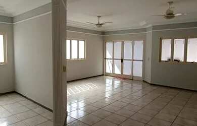 Imagem 15: Casa de condomínio térrea para aluguel possui 250 metros quadrados com...