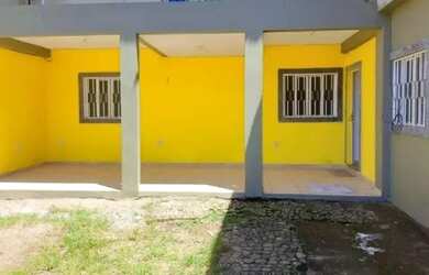 Imagem: A casa possui 2 Dormitórios, 1 Banheiro, 1 Vaga na garagem