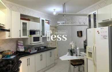 Imagem 7: DAMHA 1 - ALUGA casa de condomínio região da represa com suítes salas...