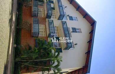 Imagem: O apartamento possui 3 Dormitórios, 1 Banheiro, 1 Vaga na garagem