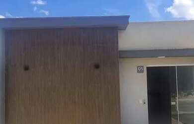 Imagem: A casa em condomínio possui 2 Dormitórios, 2 Banheiros e 2