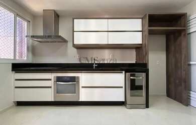 Imagem: O apartamento possui 3 Dormitórios, 5 Banheiros, 2 Vagas na