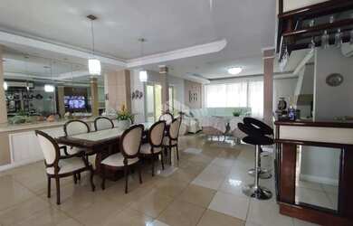 Imagem 2: Belíssima residência no bairro Patronato!