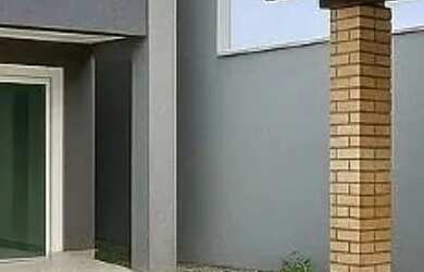 Imagem: A casa possui 4 Dormitórios, 4 Banheiros, 3 Vagas na garagem