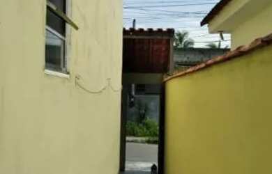 Imagem: A casa possui 1 Dormitório, 1 Banheiro e está localizado