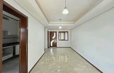 Imagem 3: Casa em Hípica. Churrasqueira, Varanda, Lareirae2 Vagas na garagem