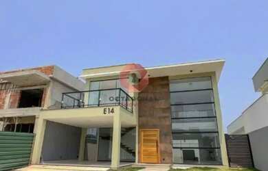 Imagem: A casa em condomínio possui 3 Dormitórios, 1 Banheiro, 4 Vagas