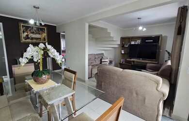 Imagem 2: Execelente sobrado para venda com 180 M² com 3 quartos em Santa Cândida...