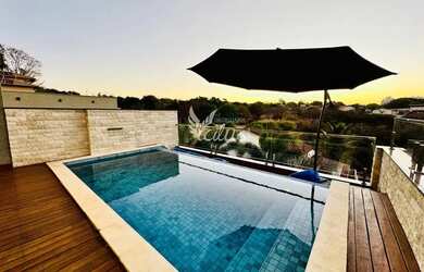 Imagem 2: Triplex com 211 m², 3 suítes plenas, área gourmet, piscina e porcelanato...