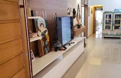 Imagem 7: Excelente casa com 4/4 sendo 02 suítes à venda, 217m² por R$ 980.000...