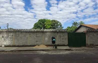 Imagem: O terreno possui 2.567m² de Área e está localizado em Jardim