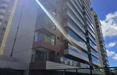 Imagem: O apartamento possui 4 Dormitórios, 5 Banheiros, 4 Vagas na