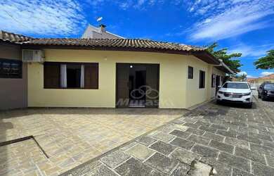 Imagem: A casa em condomínio possui 2 Dormitórios, 2 Banheiros, 1