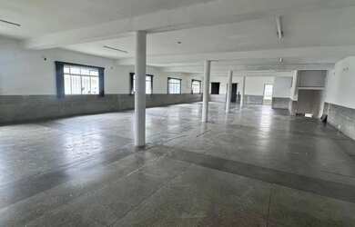 Imagem 1: Salão no piso superior para locação no Jardim Maringá!