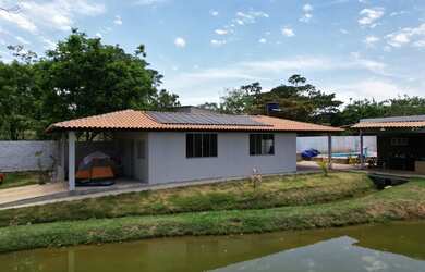 Imagem: A chácara possui 4.300m² de Área e está localizado em Itapoã