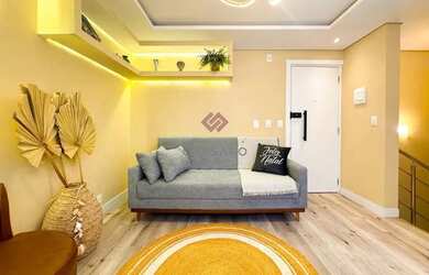 Imagem: O apartamento possui 1 Dormitório, 1 Banheiro, 1 Vaga na garagem