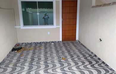 Imagem: A casa possui 2 Dormitórios, 1 Banheiro, 1 Vaga na garagem