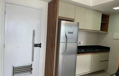 Imagem: O apartamento possui 1 Dormitório, 1 Banheiro, 1 Vaga na garagem