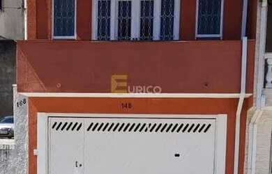 Imagem: A casa possui 2 Dormitórios, 1 Banheiro, 2 Vagas na garagem