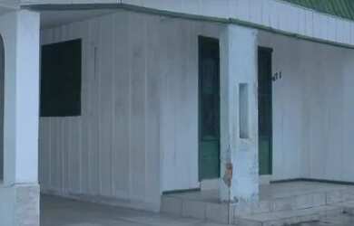 Imagem 4: Casa pra vender,ou trocar por casa de alvenaria na praia litoral sul