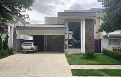 Imagem: A casa em condomínio possui 4 Dormitórios, 5 Banheiros, 4