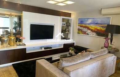 Imagem: O apartamento possui 3 Dormitórios, 2 Banheiros, 2 Vagas na