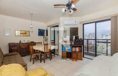 Imagem: O apartamento possui 2 Dormitórios, 2 Banheiros, 1 Vaga na