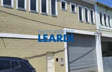 Imagem: O depósito possui 350m² de Área e está localizado em Parque