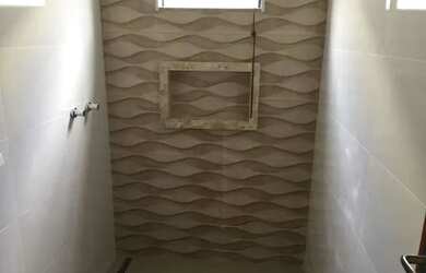 Imagem: O apartamento possui 3 Dormitórios, 1 Banheiro, 1 Vaga na garagem