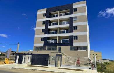 Imagem: O apartamento possui 3 Dormitórios, 1 Banheiro, 2 Vagas na