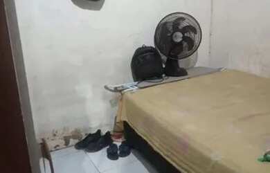 Imagem: A casa possui 2 Dormitórios, 1 Banheiro e está localizado