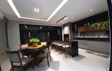 Imagem: A casa em condomínio possui 3 Dormitórios, 5 Banheiros, 4