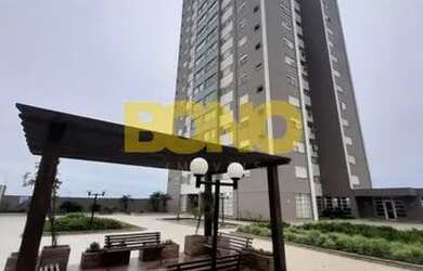 Imagem: O apartamento possui 2 Dormitórios, 1 Banheiro, 2 Vagas na