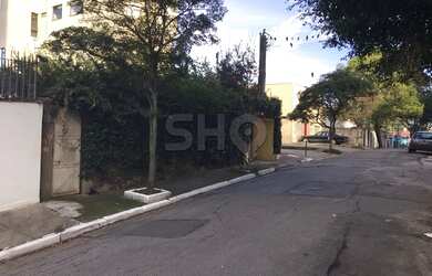 Imagem: O terreno possui 320m² de Área e está localizado em Vila