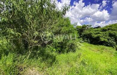 Imagem: O terreno possui 420m² de Área, Imóvel novo e está localizado