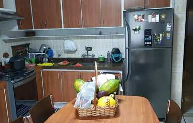 Imagem 12: Casa para venda tem 250 metros quadrados com 4 quartos em Jardim Regina...