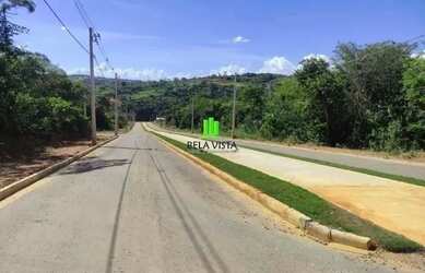 Imagem: O terreno possui 525m² de Área, Imóvel novo e está localizado