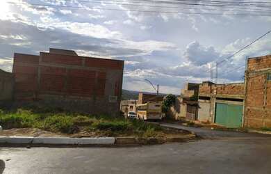 Imagem: O terreno possui 200m² de Área e está localizado em Brasília