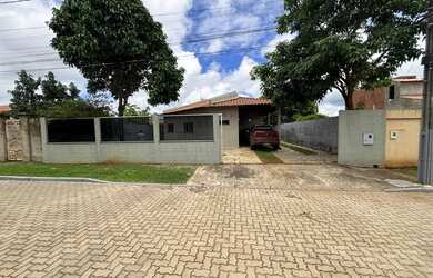 Imagem: A casa em condomínio possui 3 Dormitórios, 5 Banheiros, 4