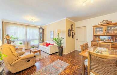 Imagem: O apartamento possui 3 Dormitórios, 3 Banheiros, 1 Vaga na