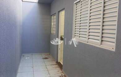 Imagem 11: Casa com 3 quartos para alugar, 100 m² por R$ 2.500/mês - Jardim Portal...