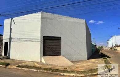 Imagem: O depósito possui 168m² de Área e está localizado em Jardim