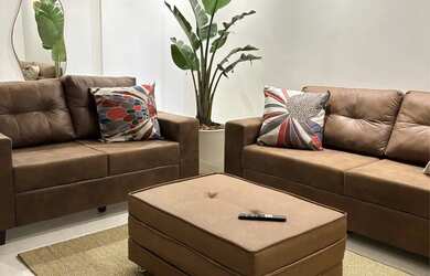 Imagem: O apartamento à venda possui 3 Dormitórios, Acomodam 7 pessoas