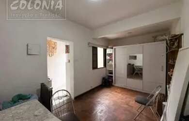 Imagem: A casa possui 4 Dormitórios, 5 Banheiros, 2 Vagas na garagem