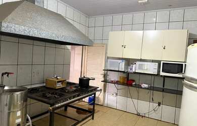 Imagem 6: SALÃO DE FESTA TOP MONTADO NO LOTE DE 360 METROS